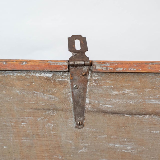 Mid 19th Century Late 1800s Antique Blanket Chest on Casters With Original Paint For Sale - Image 5 of 11