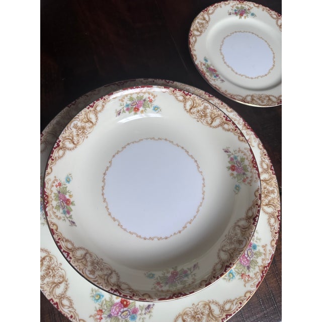 1940s Vintage Noritake “M Japan” Floral Fine China Set – 8 Dinner Plates, 8 Bowls, 3 Bread Plates - 19 pcs For Sale - Image 5 of 9