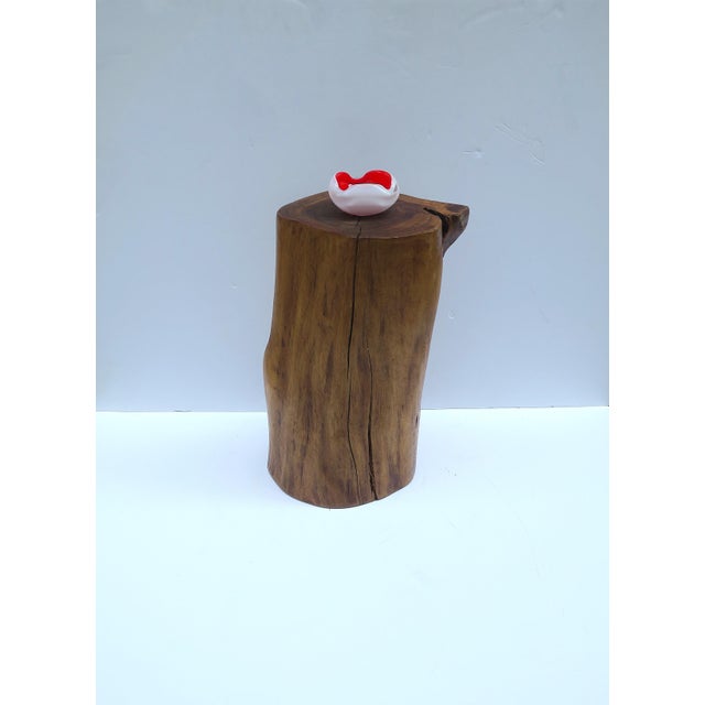 Brown Pedestal Side Drinks Table, Natural Wood Trunk, Organic Modern Style For Sale - Image 8 of 15