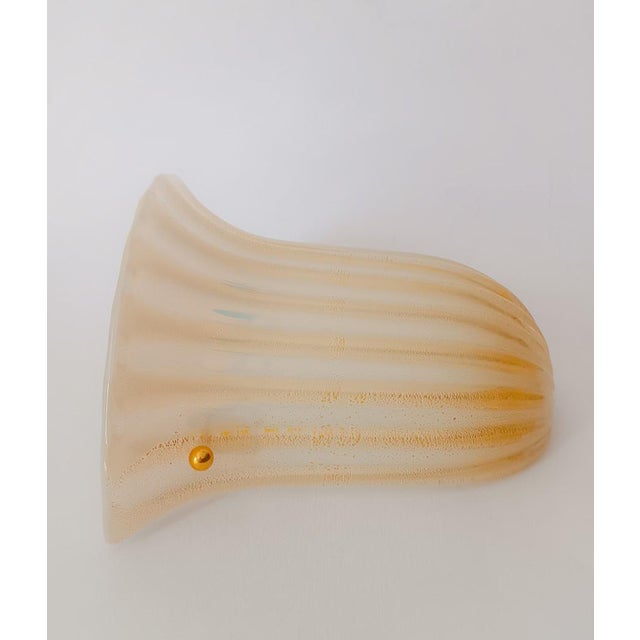 Wall Lamp in Gold Champagne Murano Glass attributed to Murano for Barovier & Toso, 1980s For Sale - Image 9 of 11
