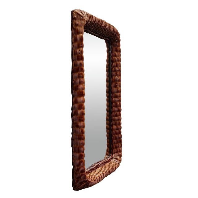 Beautiful rectangular wall mirror, made of woven rattan from the 1960s. Perfect for enlarging or illuminating a room, to...