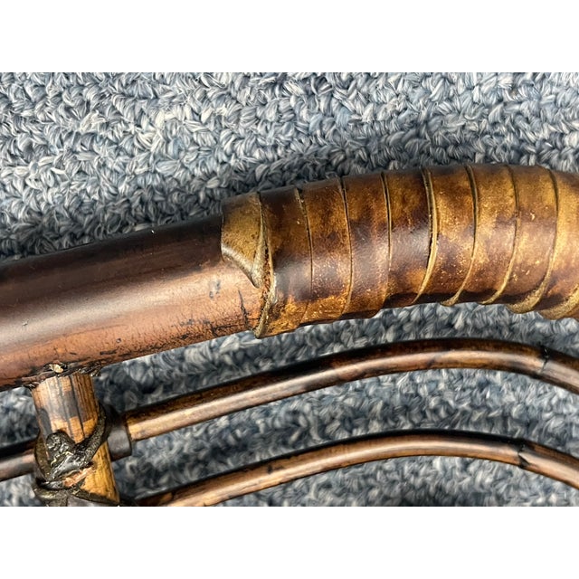 Vintage Hexagonal Organic Rattan Side Table With Woven Inset Top – Hollywood Regency For Sale - Image 10 of 12