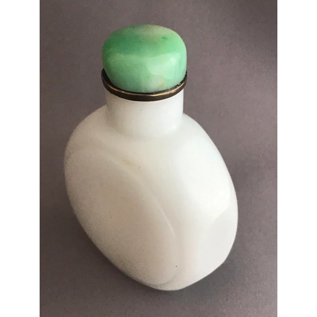 Early 20th Century Vintage Opaline Beijing Glass Snuff Bottle For Sale - Image 4 of 11
