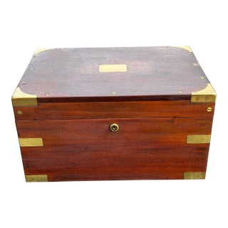 Late 19th C. Mahogany & Brass Bound / Screw Humidor - Large Size, Beautiful Detailing For Sale