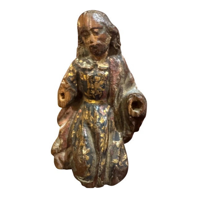 18th Century Polychromed Wooden Praying Santos Sculpture on Stand For Sale