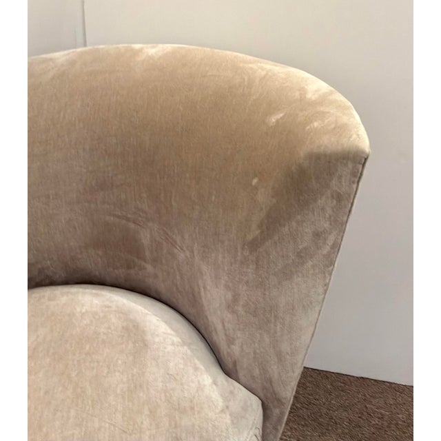 Original retail $2680, stylish Caracole Modern Taupe Velvet Whorl LAF Swivel Chair, showroom floor sample
