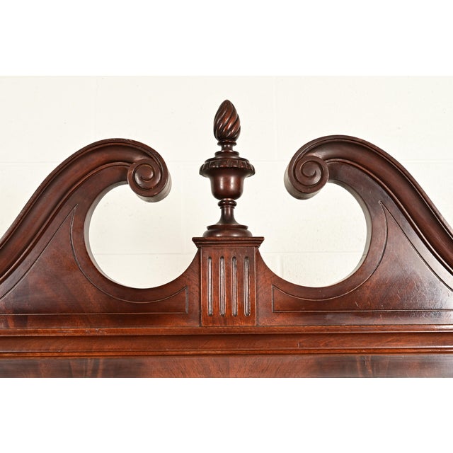 Baker Furniture Style Georgian Carved Flame Mahogany Lighted Breakfront Bookcase Cabinet, Circa 1940s For Sale - Image 9 of 15
