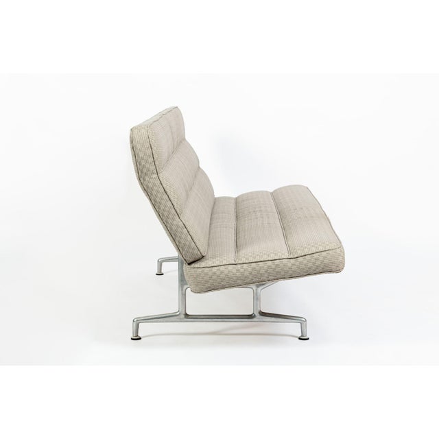 Mid-Century Modern Vintage Mid-Century Modern Eames Model 3473 Tan Sofa for Herman Miller, 1960s For Sale - Image 3 of 16