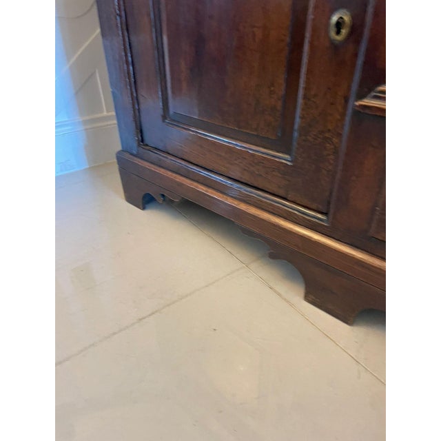 George III Oak Welsh Dresser and Original Plate Rack, 1750s For Sale - Image 13 of 18