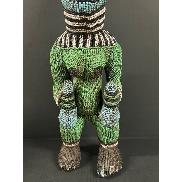 Wood Late 20th Century African Tribal Art Carved Wood and Beaded Bamileke Statue From Cameroon For Sale - Image 7 of 14