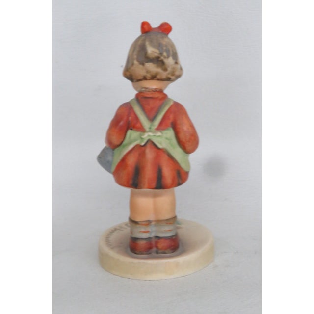 1960s Goebel Hummel Little Gardener Girl With Watering Can Porcelain Figurine 5080b For Sale - Image 5 of 10