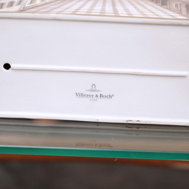 Villeroy & Boch porcela holder HEIGHT HEIGHT: 37 Width: 33 Depth: 10 This piece is attributed to the mentioned...