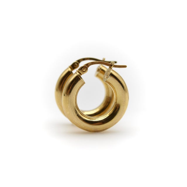 Vintage Italian 18k Gold Macaroni Hoop Earrings, Pair For Sale - Image 4 of 8
