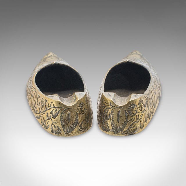 Pair of Small Vintage Slipper Ashtrays, Indian Brass Cigarette Rest, Mid Century For Sale - Image 4 of 9