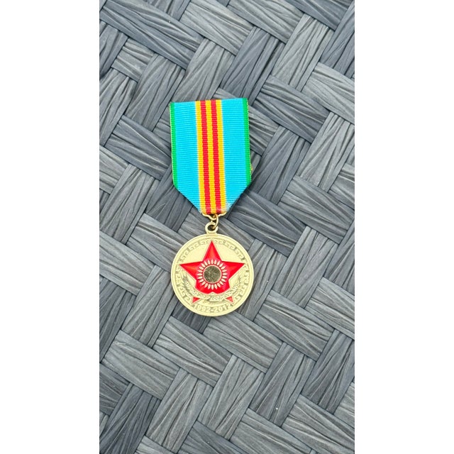 Extremely rare original Kazakhstani commemorative medal issued for the 20th anniversary of the Armed Forces / Special...