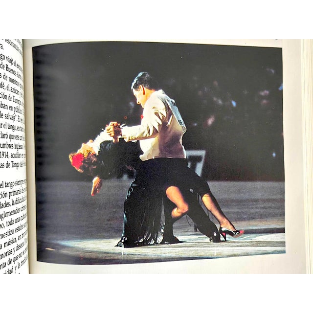 Spanish Language 1992 First Edition, "El Espejo Enterrado", by Carlos Fuentes For Sale - Image 12 of 14