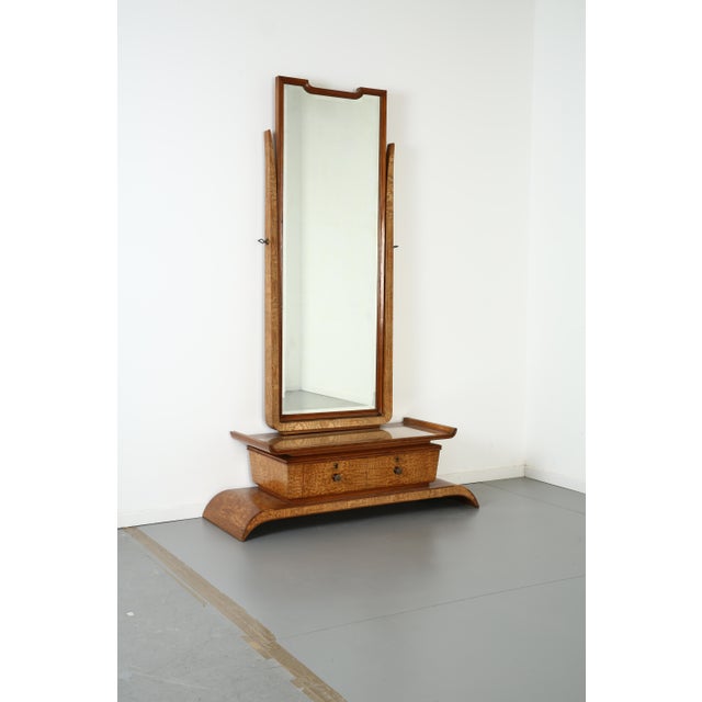 The psyche is accompanied by a certificate of authenticity from the Paolo Buffa Archive. This piece has an attribution...