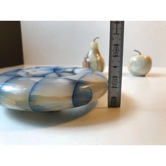 Gemstone Vintage Italian Desk Set in Onyx Marble with Ashtray and Paperweights, 1950s, Set of 3 For Sale - Image 7 of 9