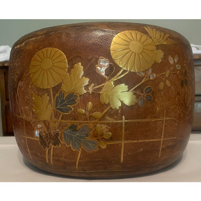 Brown Vintage Japanese Hibachi With Inlaid Pearl Display For Sale - Image 8 of 12