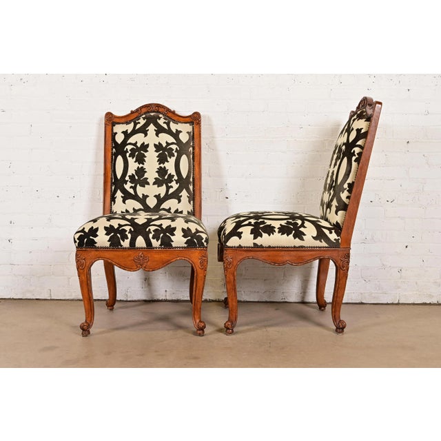 Baker Furniture French Provincial Louis XV Carved Walnut Dining Chairs, Set of Eight For Sale - Image 13 of 16