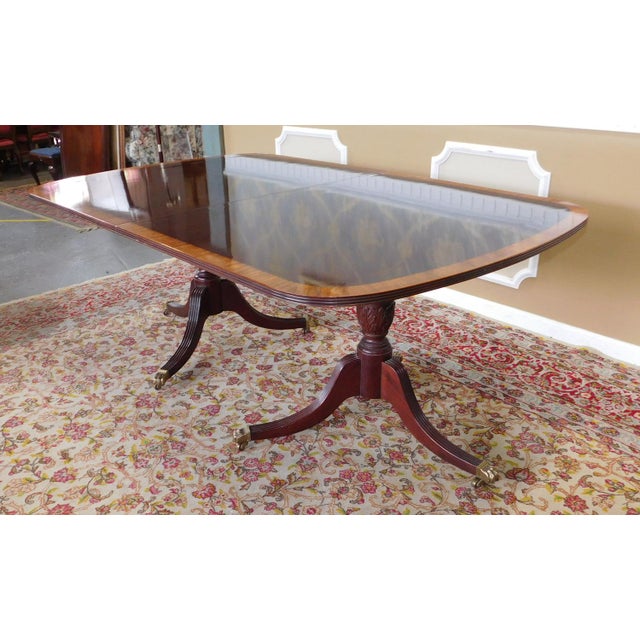 Banded Mahogany Double Pedestal Hickory White Furniture Dining Room