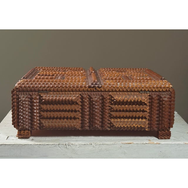 Antique Primitive Chip-Carved Lidded Tramp Art Box on Stacked Pedestal Feet (C. 1936) For Sale - Image 4 of 10