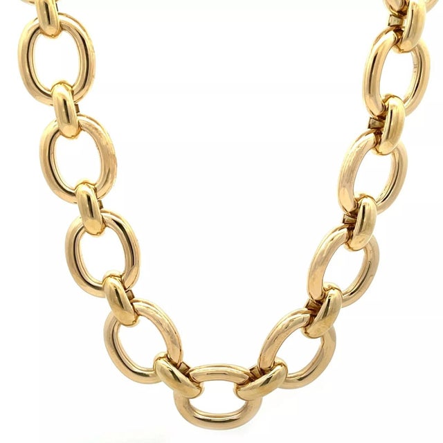 Contemporary Cartier Baignoire Collection 18k Yellow Gold Oval Link Collar Necklace W/Paper For Sale - Image 3 of 8