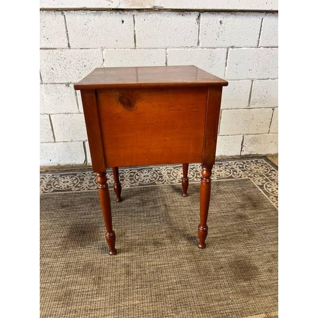 Wood 19th Century Antique Sheraton Style Mahogany Side Table Nightstand For Sale - Image 7 of 11