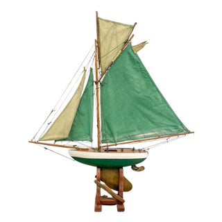 English 20th Century Carved Wood Gaff Cutter Pond Yacht For Sale