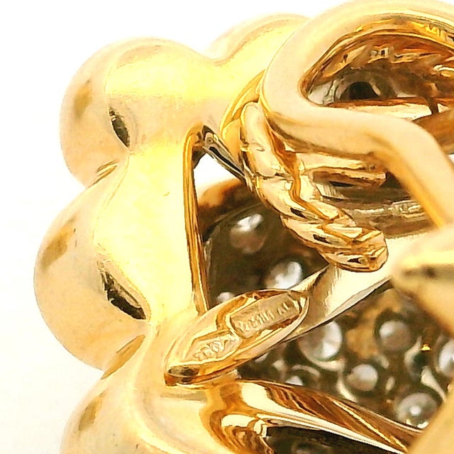 Pair of Primoro Italian 18k Gold Pavé Diamond Earrings, 1980s For Sale - Image 16 of 17