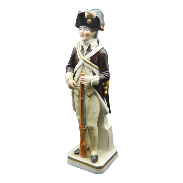 Sitzendorf Porcelain Revolutionary War Pennsylvania Infantry Soldier Figurine 1918-1920 For Sale