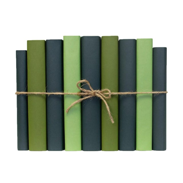 Add a splash of color to your design with a Boxwood Paper-Wrapped ColorPak from Booth & Williams. One linear foot of...