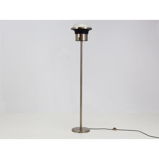 Model Tau Floor Lamp by Sergio Mazza for Artemide, Italy, 1960, in Very Good conditions. Designed 1960 to 1969 I have...