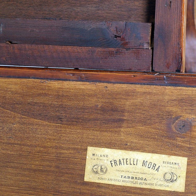 Italian Art Deco Sideboard with Display Cabinet in Walnut Veneer from Fratelli Mora, 1920s For Sale - Image 6 of 12