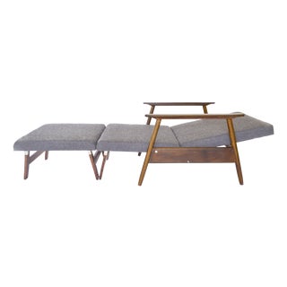 Vintage Convertible Sleeping Armchair by Valerija Ema Cukermanienė for Vilniaus Baldų Kombinatas, 1960s For Sale