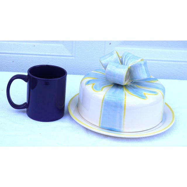 Late 20th Century Late 20th Century Ribbons and Bow Plate and Cover Portugal Martam Safaril For Sale - Image 5 of 10