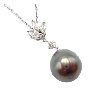 Late 20th Century Mikimoto White Gold Tahitian Pearl Diamond Pendant Necklace