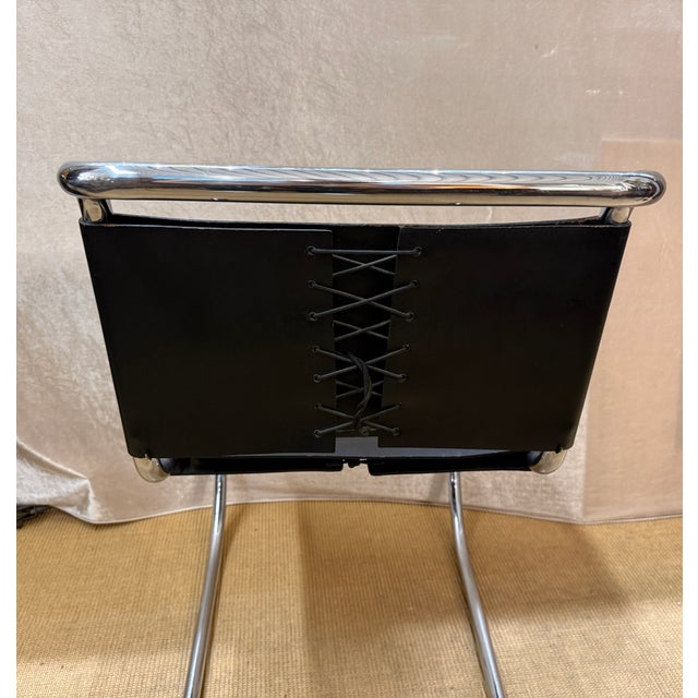 MR10 Cantilever Chair in Leather and Chrome by Mies Van Der Rohe, 1970s For Sale - Image 6 of 10
