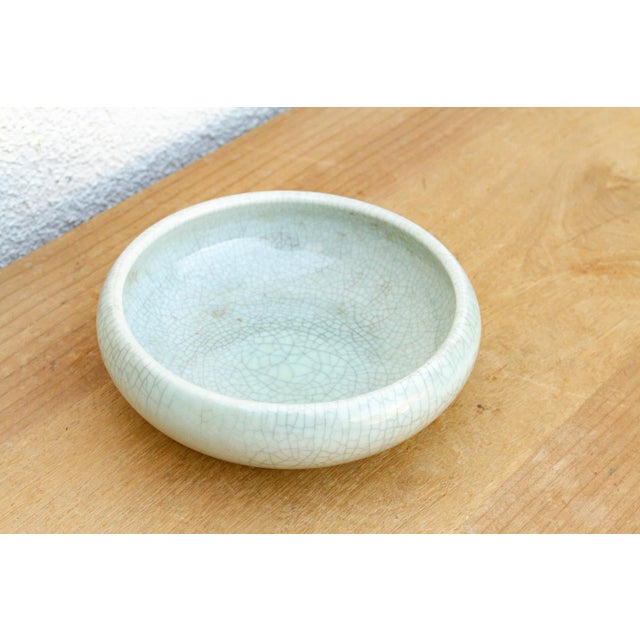 1960s Vintage Ice-Crack Celadon Bowl For Sale - Image 5 of 6
