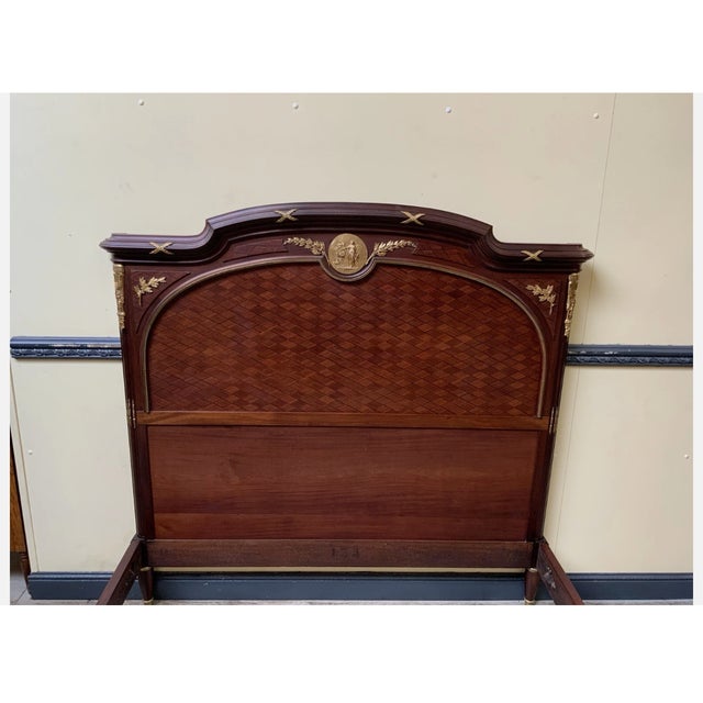 Age: circa 1900 Wood type: solid and veneered mahogany with fire-gilded bronze decorations Condition: very good,...