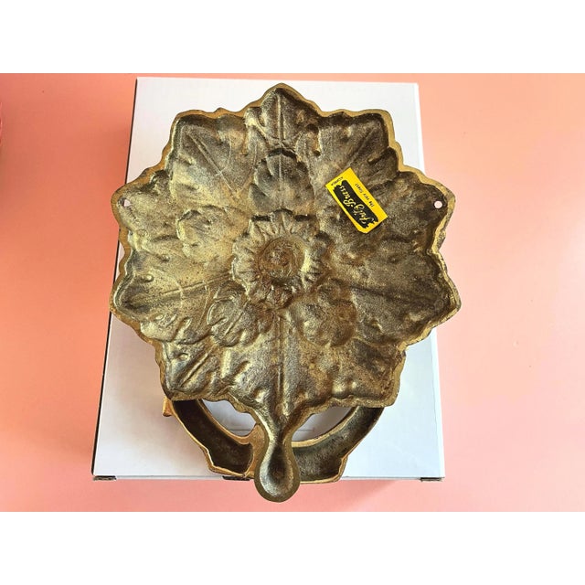Mid Century Brass Faux Bois Wreath Door Knocker For Sale - Image 17 of 18