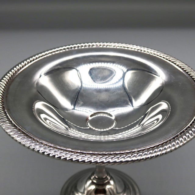 Vintage Wm Rogers Silverplate Compote — Footed Pedestal Candy Dish With Rope Gadroon Rim For Sale In Austin - Image 6 of 8
