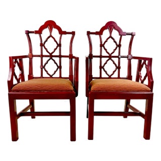 1970s Vintage Hollywood Regency Chippendale Chinoiserie Lacquered Throne Accent Chairs - A Pair For Sale