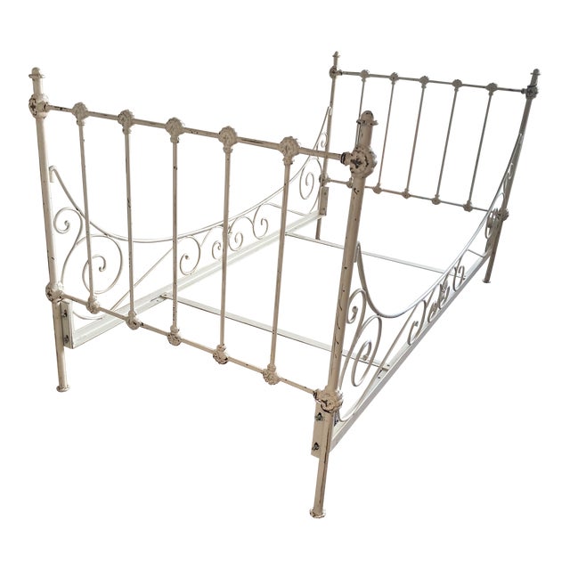Early 20th Century Antique Painted White Iron Daybed Twin Size Chairish