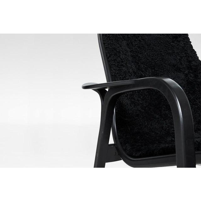 Yngve Ekström Set of Vintage Black Sheepskin Lamino Lounge Chair and Ottoman by Yngve Ekström for Swedese For Sale - Image 4 of 7