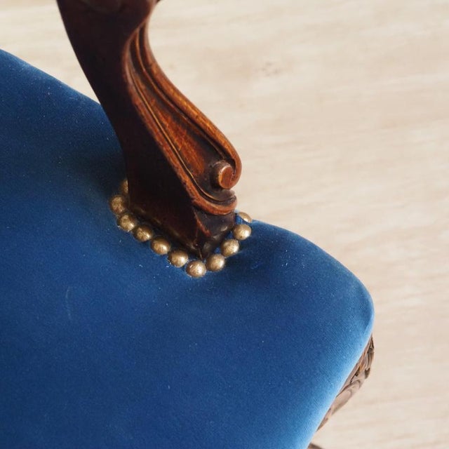 Louis XV Cabriolet Armchair with Floral Carving For Sale - Image 3 of 10