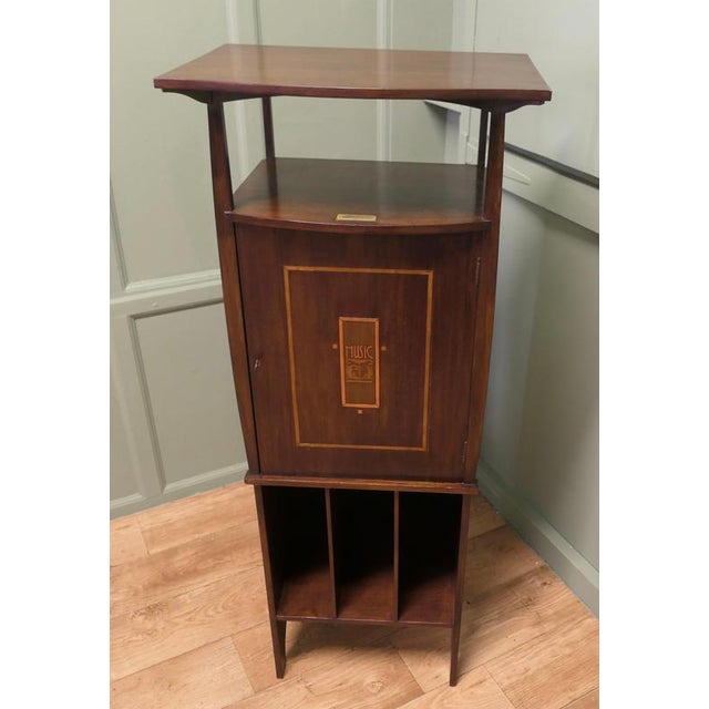 Early 20th Century Scottish Arts and Crafts Music Cabinet by Harvey Ellis, 1900 For Sale - Image 5 of 8