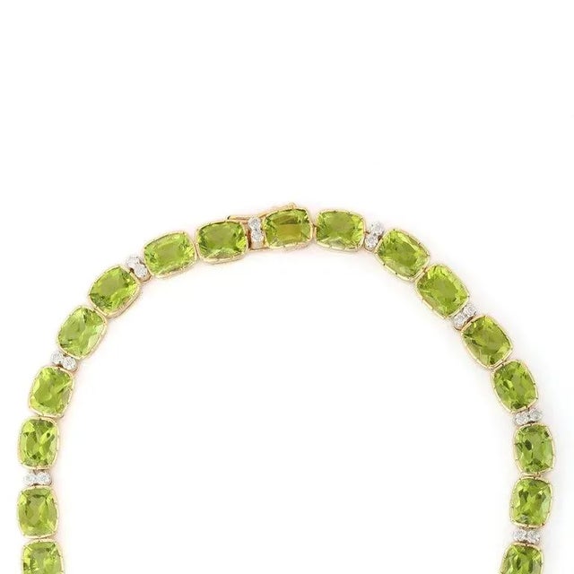 7.85ct Peridot Cushion Shaped Gemstone and Diamond Necklace in 18k Yellow Gold For Sale In New York - Image 6 of 11