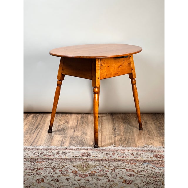 Antique American Queen Anne Maple Tavern Table, New England, Circa 1760–1790 For Sale - Image 4 of 9