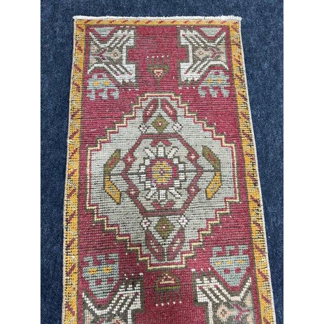 Turkish Yastik Rug 1'6" x 3' For Sale - Image 4 of 5